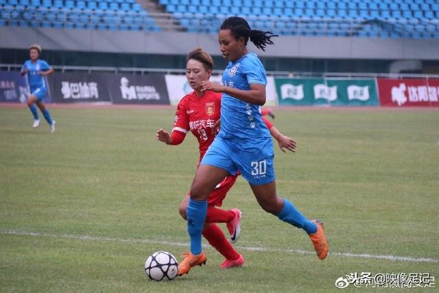 欧冠-劳塔罗制胜 国际米兰1-0布拉格斯巴达